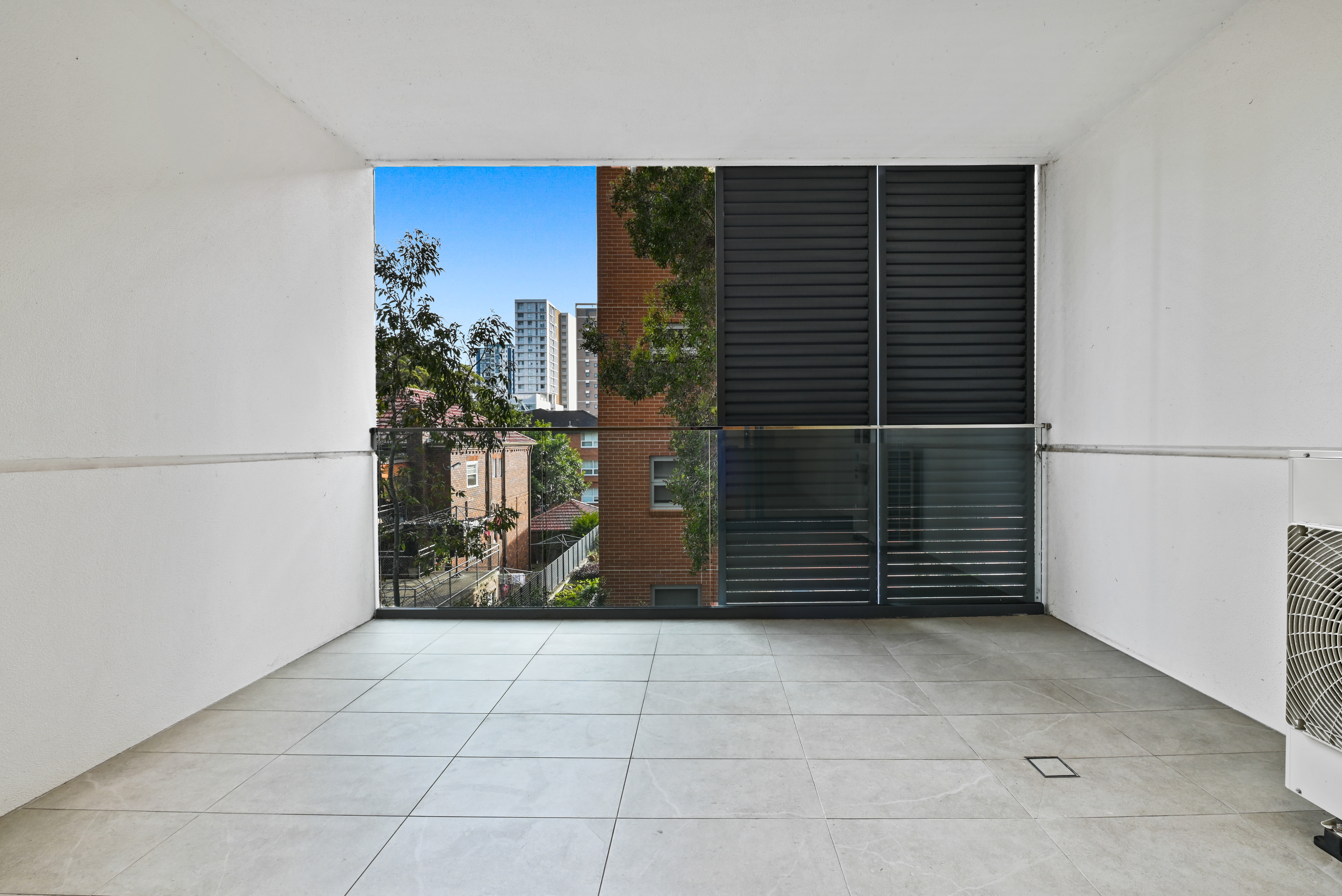 5 Clarence Street