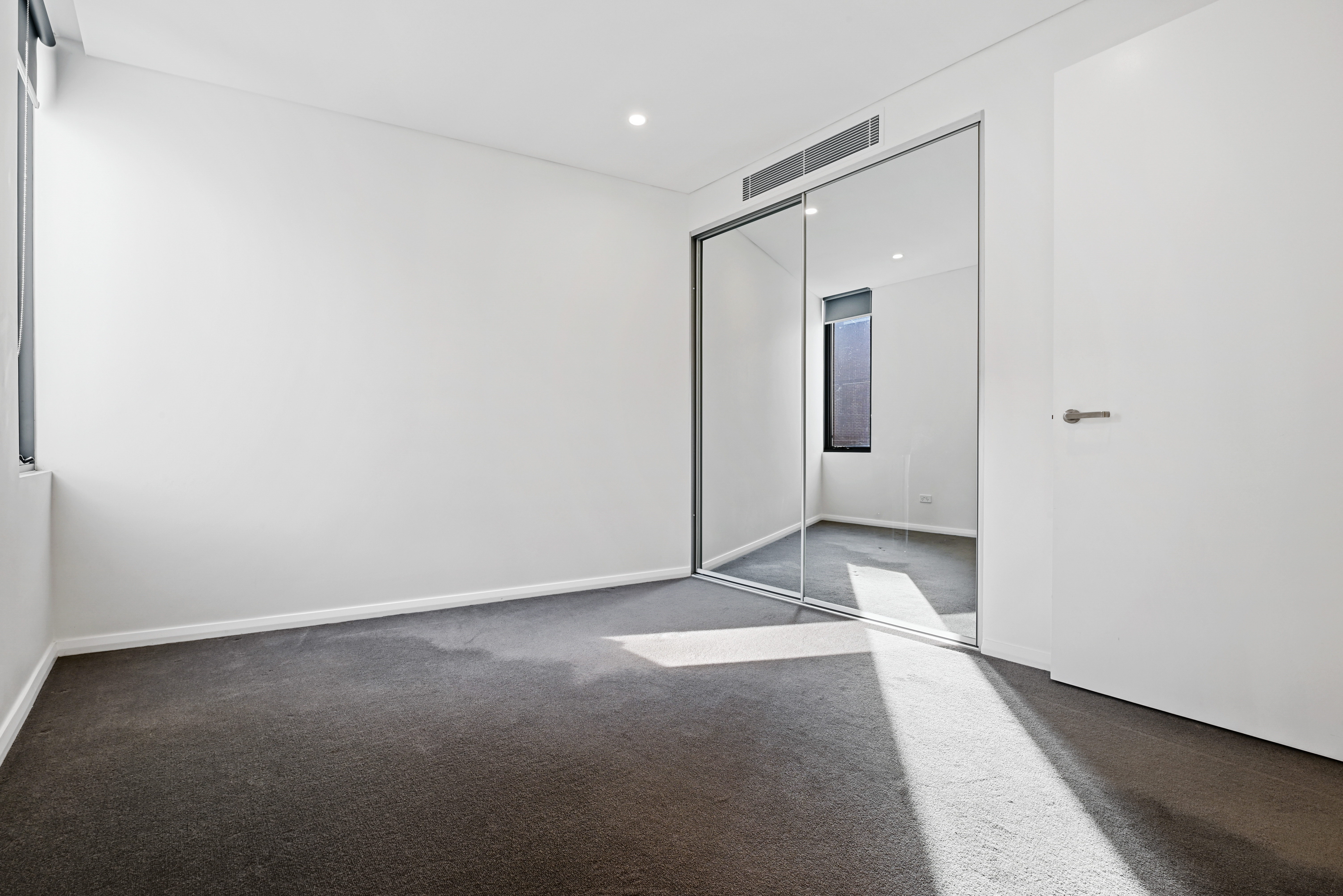 5 Clarence Street
